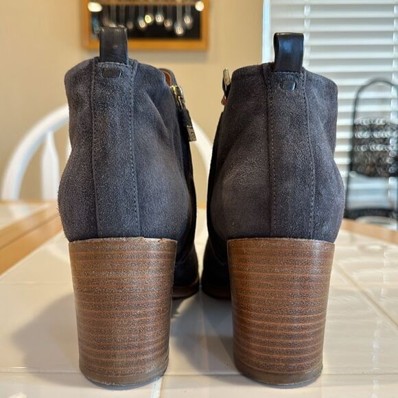 Alberto Fermani Italian Suede Zip Up Heeled Booties Size 38/7 USA - Picture 4 of 12